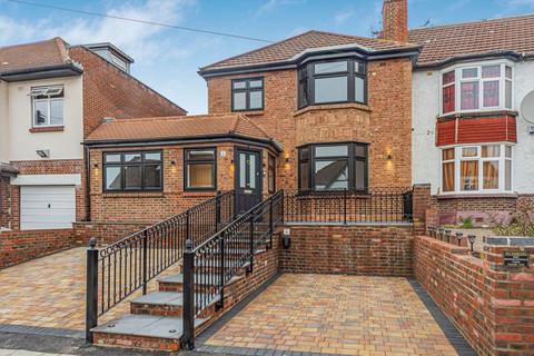 3 bedroom house to rent, Selworthy Road, London, SE6