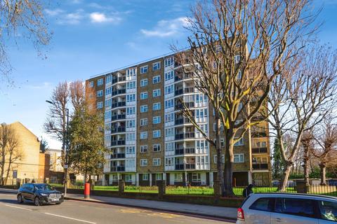 undefined, Upper Clapton Road, London, E5