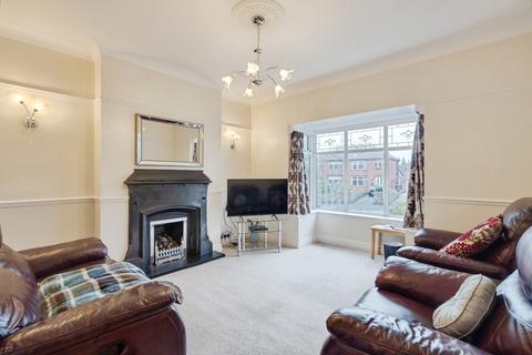 5 bedroom bungalow for sale, Park Road, Westhoughton, Bolton, Greater Manchester, BL5