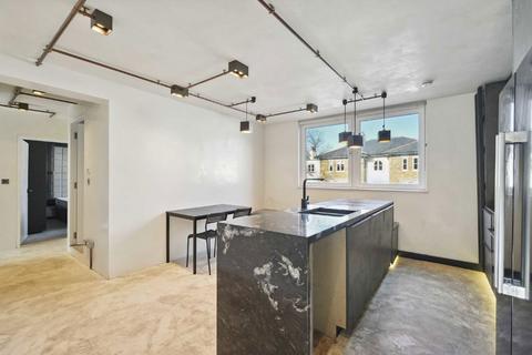 4 bedroom flat to rent, Westbourne Park Road, London W2