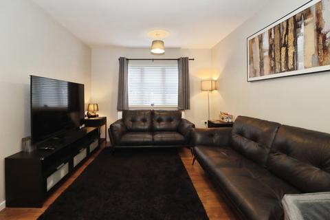 2 bedroom flat for sale, Arnold Road, Mangotsfield, Bristol, BS16