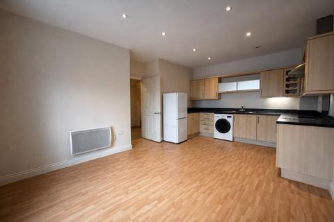 2 bedroom flat for sale, Kennington Avenue, Kingswood, Bristol, Gloucestershire, BS15
