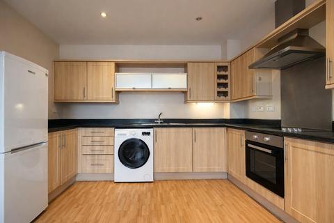 2 bedroom flat for sale, Kennington Avenue, Kingswood, Bristol, Gloucestershire, BS15
