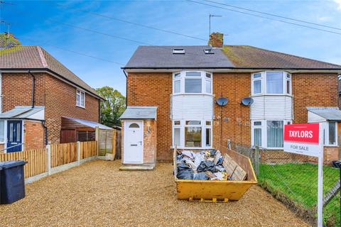 undefined, Northfields, Dunstable, Bedfordshire, LU5