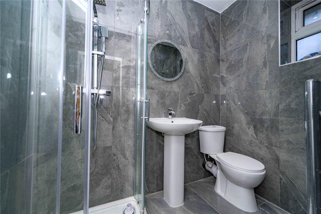 Bedroom 4 En Suite