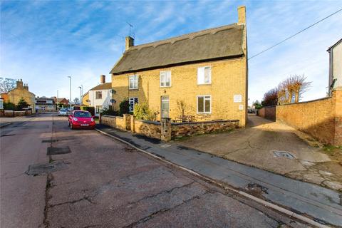 3 bedroom maisonette for sale, Delph Street, Whittlesey, Peterborough, Cambridgeshire, PE7