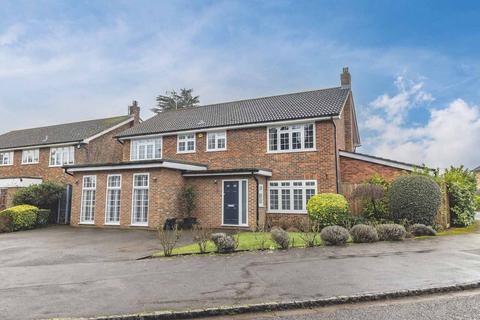 4 bedroom detached house for sale, Penshurst Close, Chalfont St Peter SL9