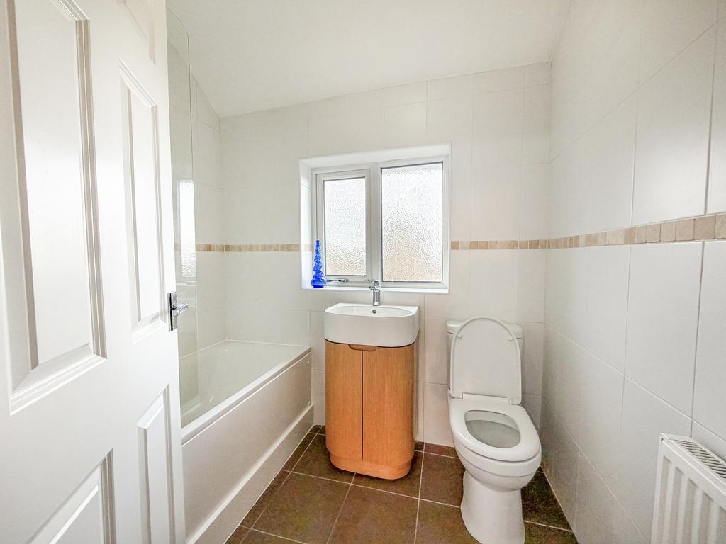 Family Bathroom/WC