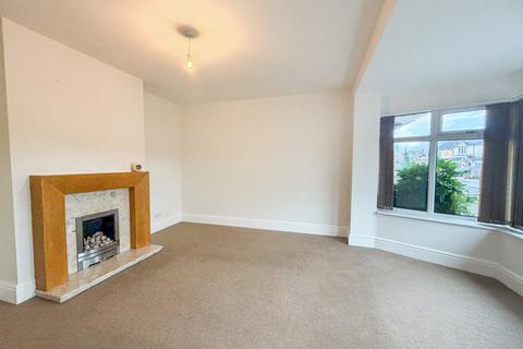 4 bedroom semi-detached house for sale, St. Michaels Grove, Dudley, West Midlands