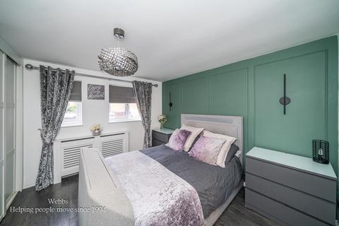 2 bedroom semi-detached house for sale, Elder Close, Cannock WS11