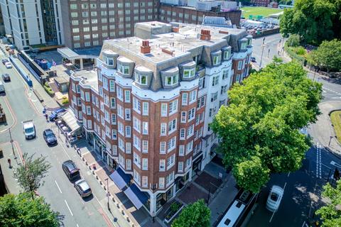 4 bedroom apartment to rent, Strathmore Court, St John's Wood, NW8