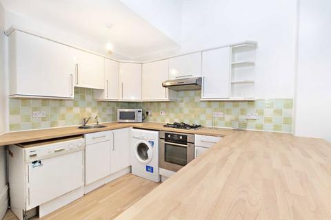 2 bedroom house to rent, Uxbridge Road, London W12