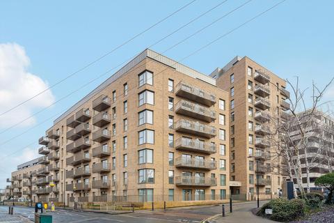 1 bedroom flat to rent, 1 Potters Road, London SW6