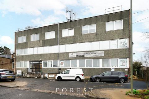 Warehouse to rent - Kennedy House, Orpington, BR5 3QY
