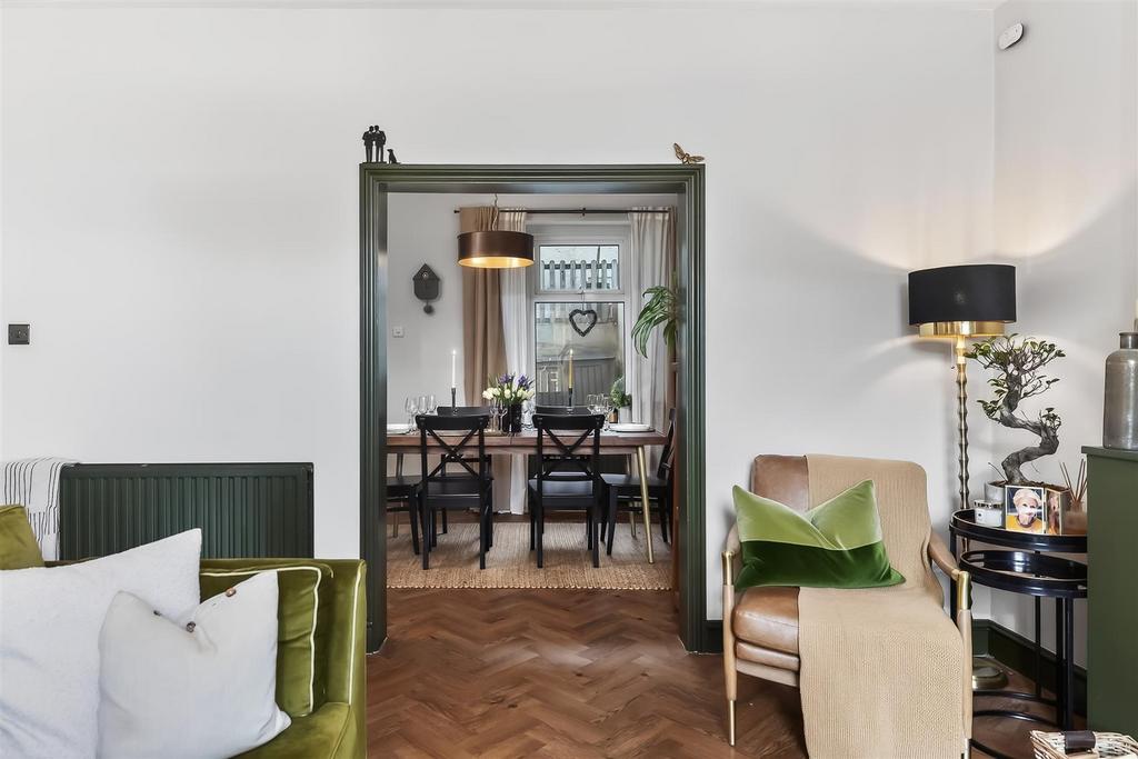 Lounge Dining Room
