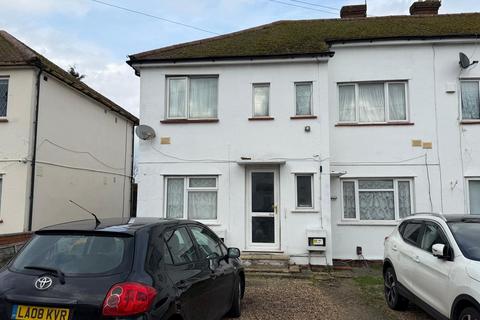 2 bedroom flat for sale, Harlington, Middlesex, UB3