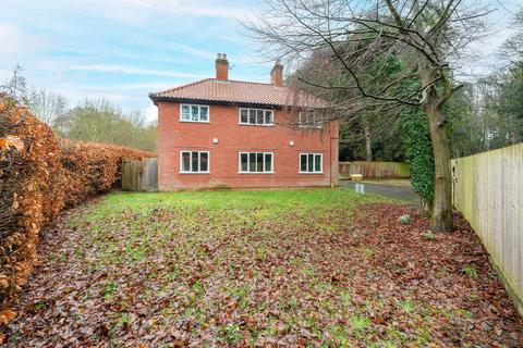 6 bedroom detached house for sale, Dereham Road, Swanton Novers, NR24