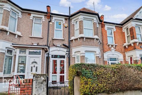 3 bedroom terraced house for sale, Monteagle Avenue, Barking