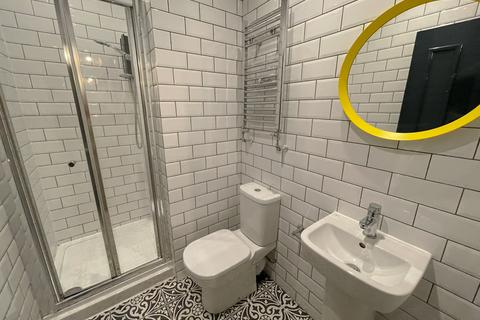 undefined, Pownall Square, L3 6AD,