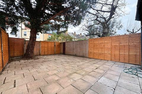 undefined, Ipswich Road, Tooting, SW17