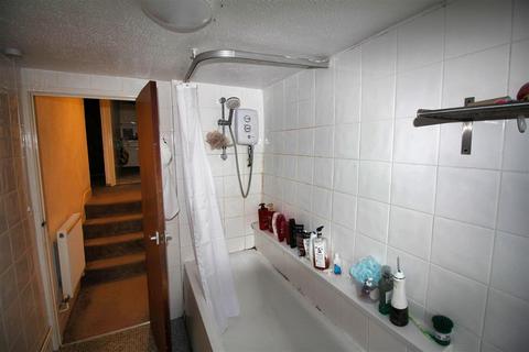 2 bedroom apartment to rent, 135 Whiteladies Road, Bristol BS8