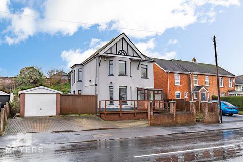 Iford Lane, Bournemouth, BH6 5