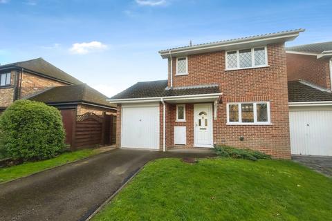 undefined, Clayhill Close, Bracknell, Berkshire