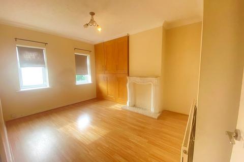 1 bedroom flat to rent, Flat 1A Nicholas Road, Dagenham, RM8 3EB, UK