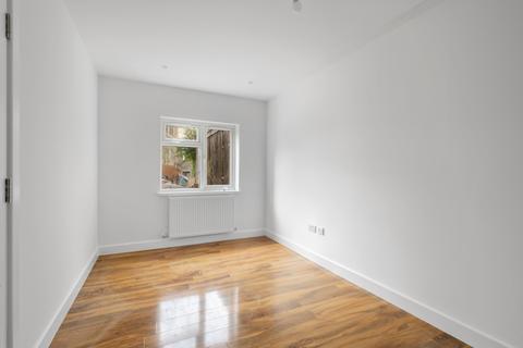 1 bedroom apartment to rent, St. Mark's Hill, Surbiton KT6