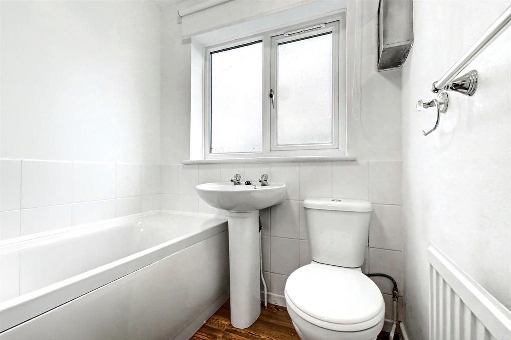 Bathroom (2).jpeg