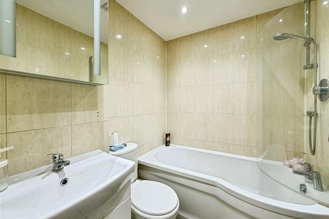 1 bedroom apartment for sale, Frimley Green Road, Camberley GU16