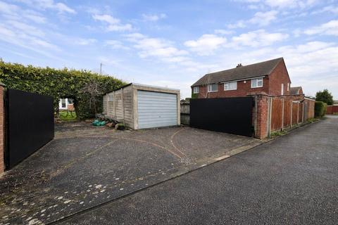 undefined, Leagrave High Street, Luton LU4