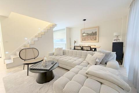 3 bedroom flat to rent, 9-25 Cochrane Street, London NW8