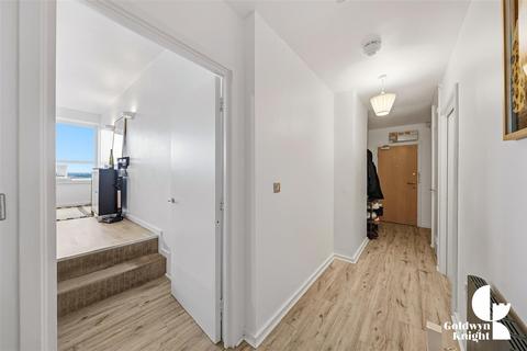 2 bedroom house for sale, Calderwood Street, London SE18