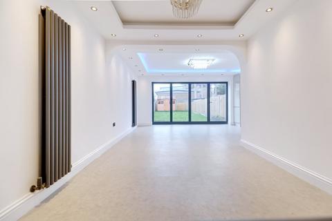 undefined, South Street, Rainham RM13