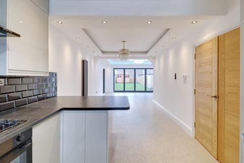 undefined, South Street, Rainham RM13