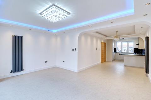 undefined, South Street, Rainham RM13