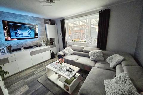 3 bedroom semi-detached house for sale, Laburnum Drive, Doncaster DN3