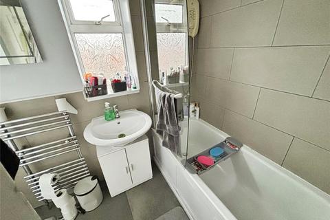 3 bedroom semi-detached house for sale, Laburnum Drive, Doncaster DN3