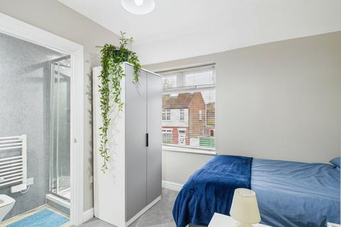 1 bedroom house of multiple occupation to rent, Alpha Grove, Stockton-On-Tees TS20