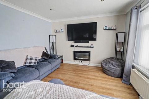 3 bedroom semi-detached house for sale, Abbey Road, Dunscroft, Doncaster