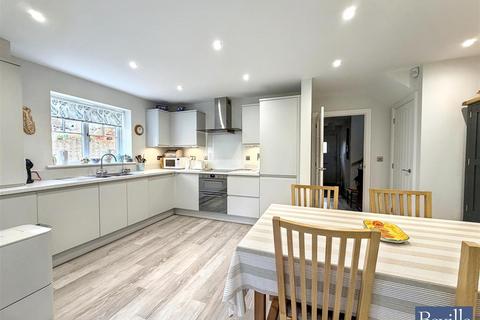 3 bedroom detached house for sale, Paddock Close, Sonning Common RG4