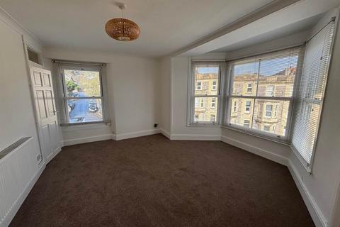 1 bedroom flat to rent, Glen Tower , 3 Queens Road , Weston Super Mare