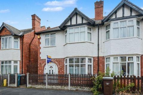 3 bedroom semi-detached house to rent, Lace Street, Dunkirk, Nottingham, NG7 2JG