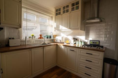 2 bedroom semi-detached bungalow for sale, Great North Road, Kelty, KY4