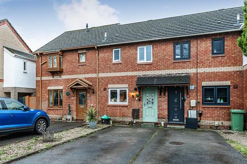 undefined, Clos Aneurin, Pontypridd CF37