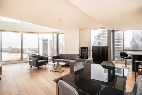 3 bedroom flat to rent, Biscayne Avenue, London E14
