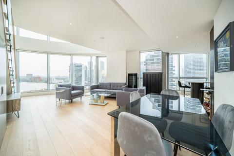 3 bedroom flat to rent, Biscayne Avenue, London E14