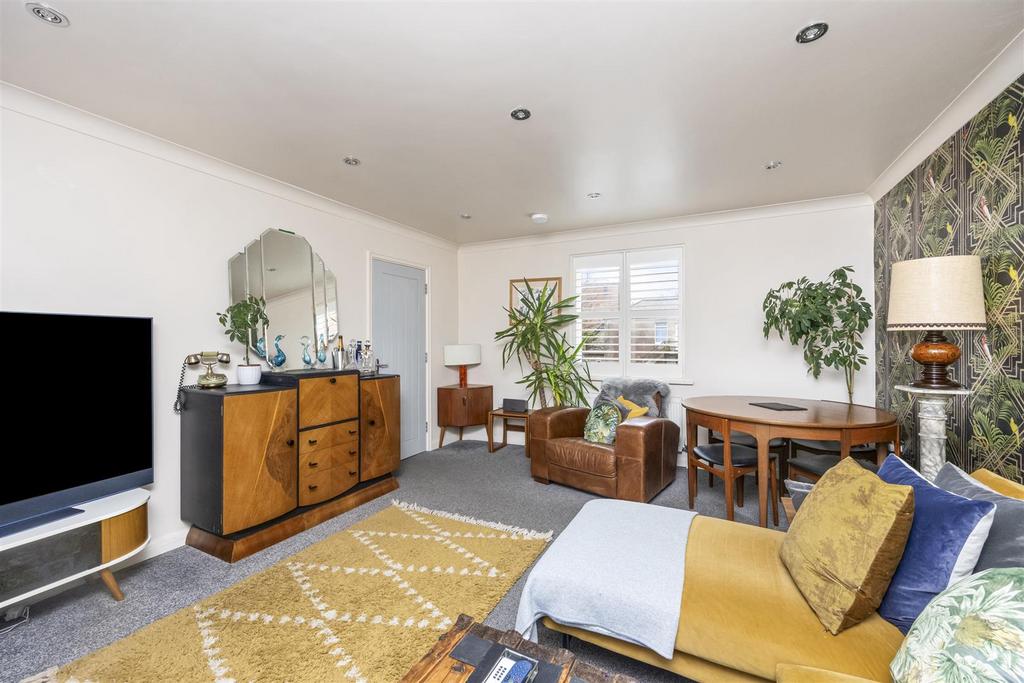 Shelley Road, 27 A-002.JPG