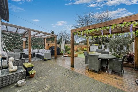 3 bedroom end of terrace house for sale, St. Andrews Road, Maidstone